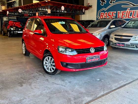 VOLKSWAGEN FOX 1.0 MI TREND 8V FLEX 4P MANUAL VOLKSWAGEN FOX 1.0 MI TREND 8V FLEX 4P MANUAL